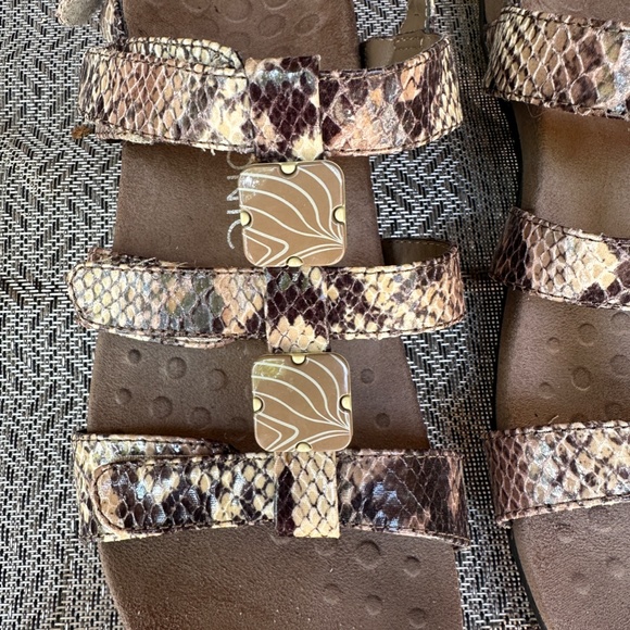 Vionic Amber Sandal Orthaheel Supportive Technology in Crocodile Skin LK NEW 8.5 - Picture 5 of 15